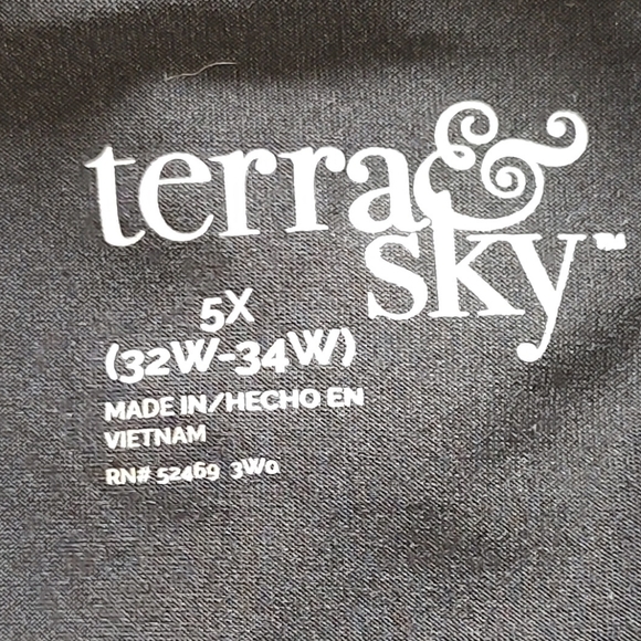 Terra & Sky Black Camisole Top Size 5X - Picture 4 of 4